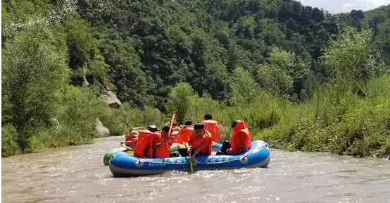 走進太行山，親水愛自然