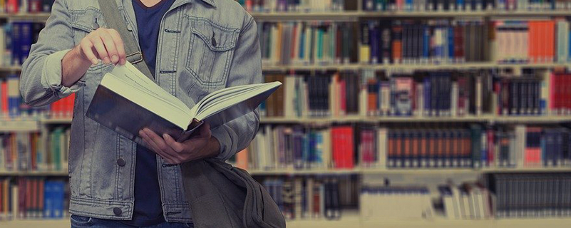成人高考漢語言文學專業(yè)考什么
