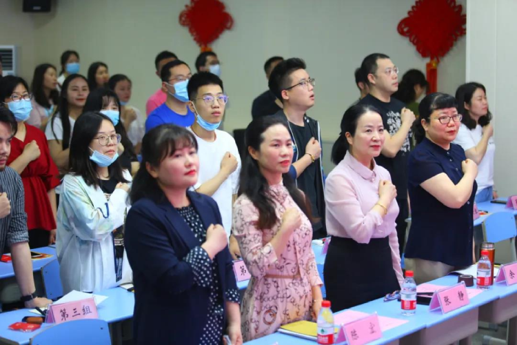 紀(jì)實| 擔(dān)當(dāng)時代重任，成就出彩人生